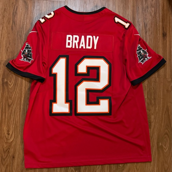 Tampa Bay Buccaneers Tom Brady Jersey with Captain patch - Picture 2 of 2